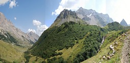 Illustrations of the Passes of the Alps, Brockedon : vue depuis l'ancienne route du Lautaret (vue actuelle deformée)